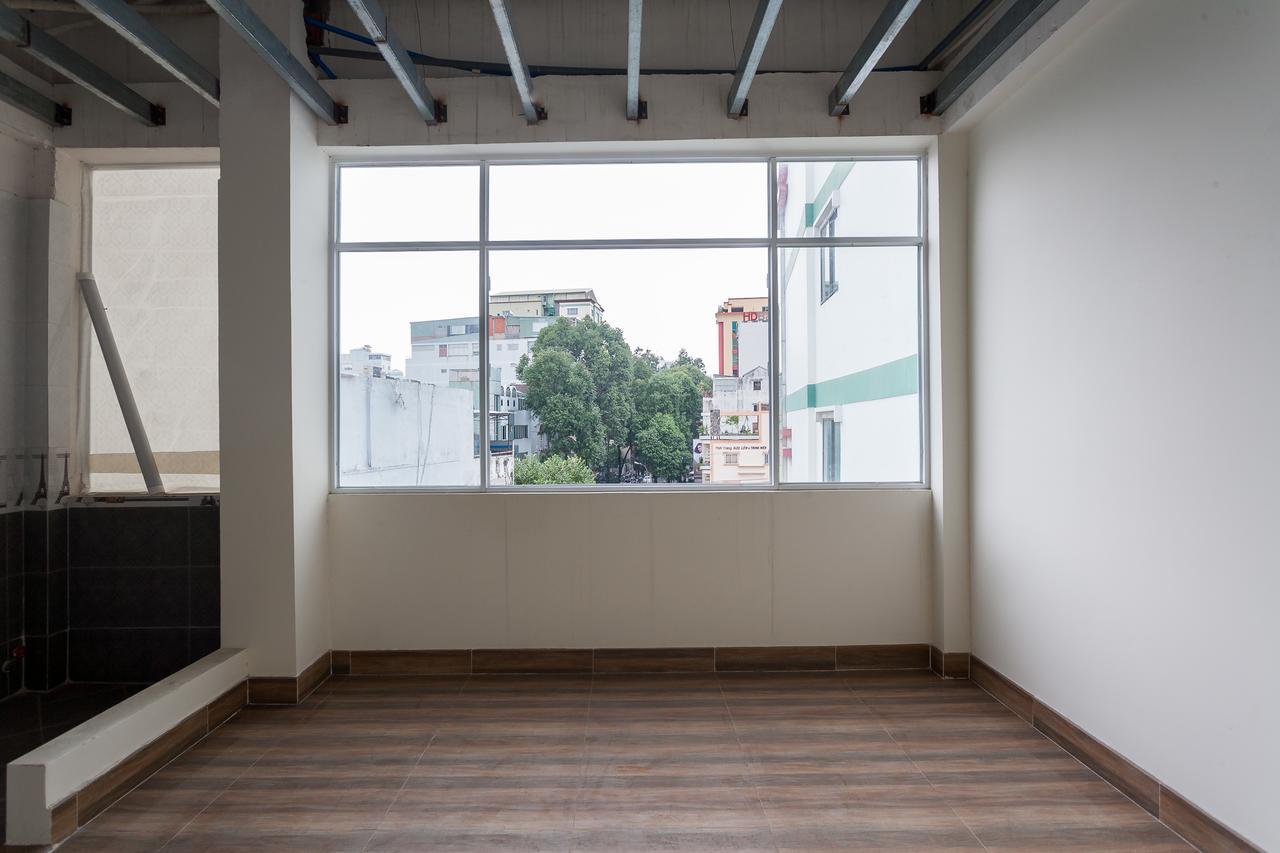 Auhome Minimalist Apartment Хошимин Екстериор снимка