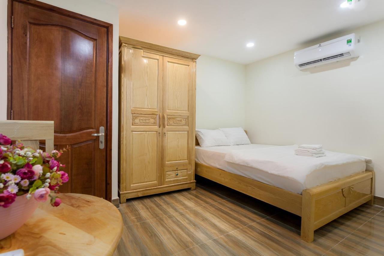 Auhome Minimalist Apartment Хошимин Екстериор снимка