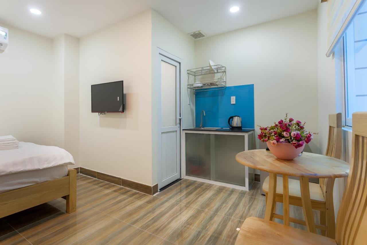 Auhome Minimalist Apartment Хошимин Екстериор снимка